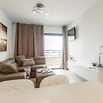 Sea View דירה *